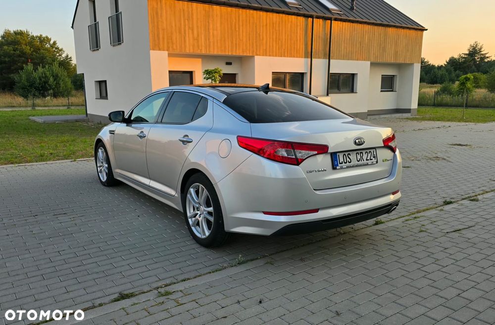 Kia Optima 1.7 CRDI EcoDynamics Edition 7 - 8