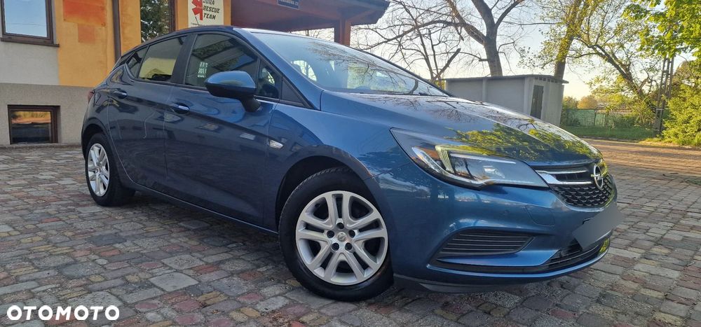 Opel Astra 1.0 T Enjoy S&S - 24