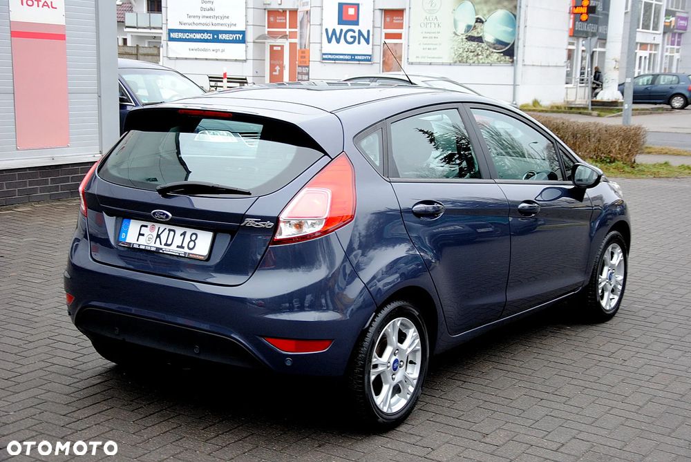 Ford Fiesta 1.25 Gold X EU5 - 5