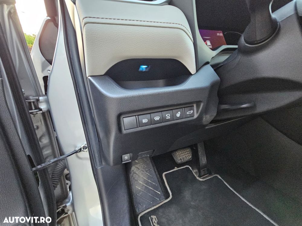 Toyota RAV4 2.5 VVT-iE 4x2 Exclusive - 10