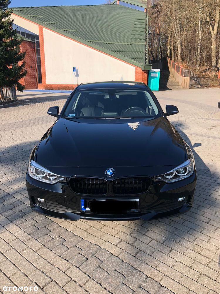 BMW Seria 3 316i - 13