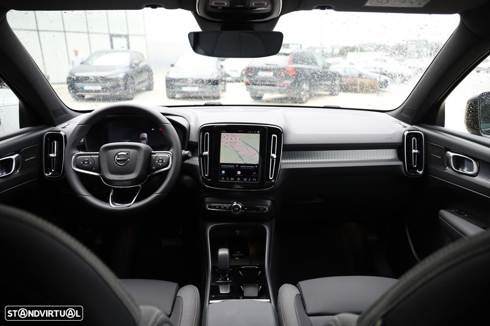 Volvo EX40 82 kWh Single Motor Extended Range Plus - 27