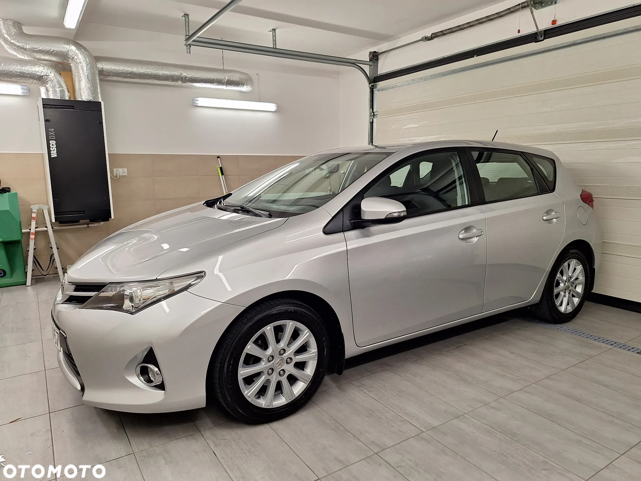 Toyota Auris 1.6 Valvematic Comfort - 6