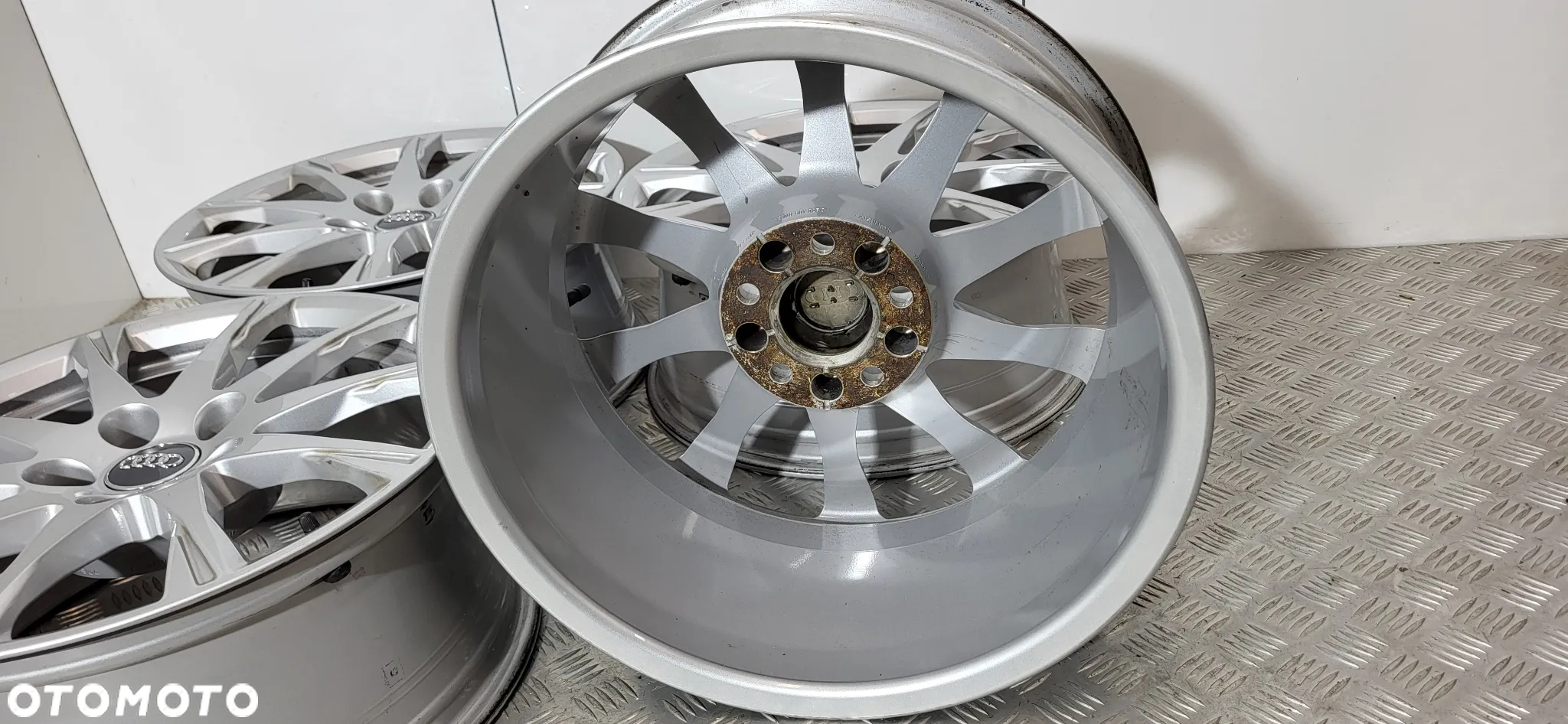 Audi A4 B9 Felgi Aluminiowe 17 5X112 - 9