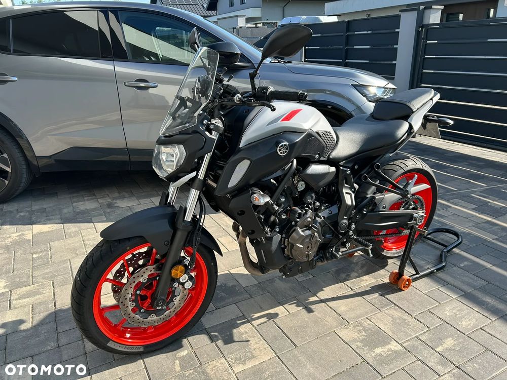 Yamaha MT - 1