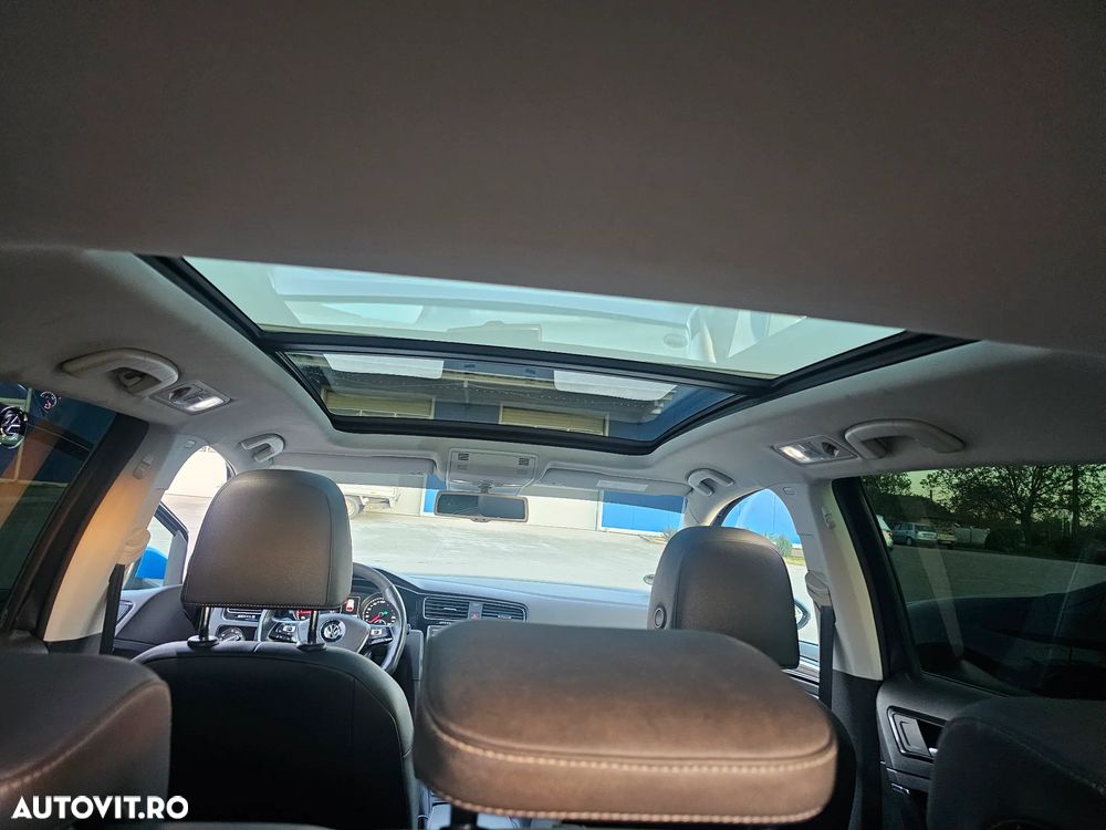Volkswagen Golf 2.0 BlueTDI DSG Highline - 17