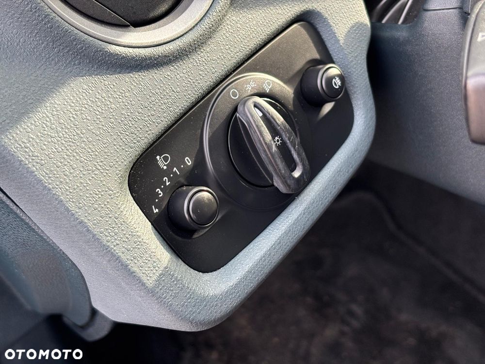 Ford Fiesta 1.25 Gold X EU5 - 24