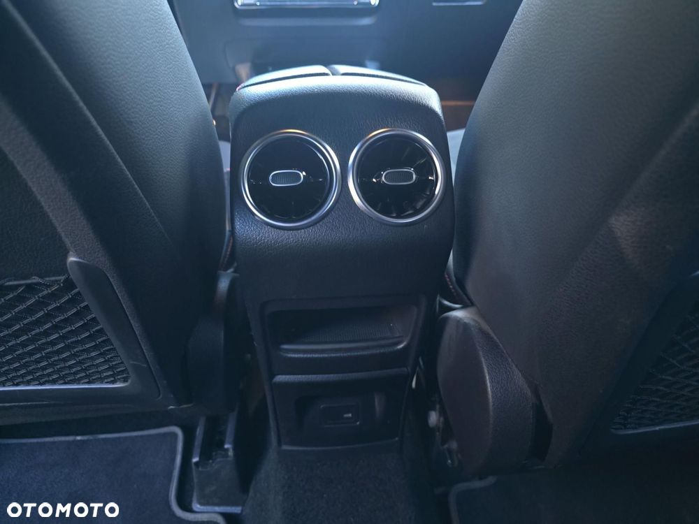 Mercedes-Benz GLB 220 d 4-Matic Style 8G-DCT - 23