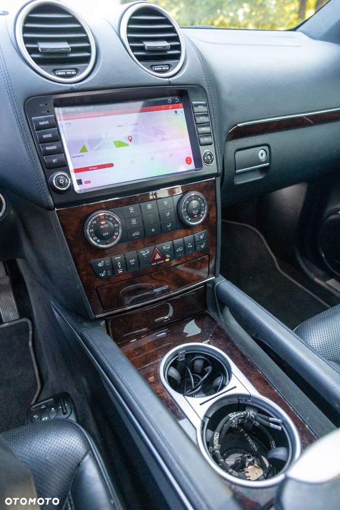 Mercedes-Benz GL 500 - 14