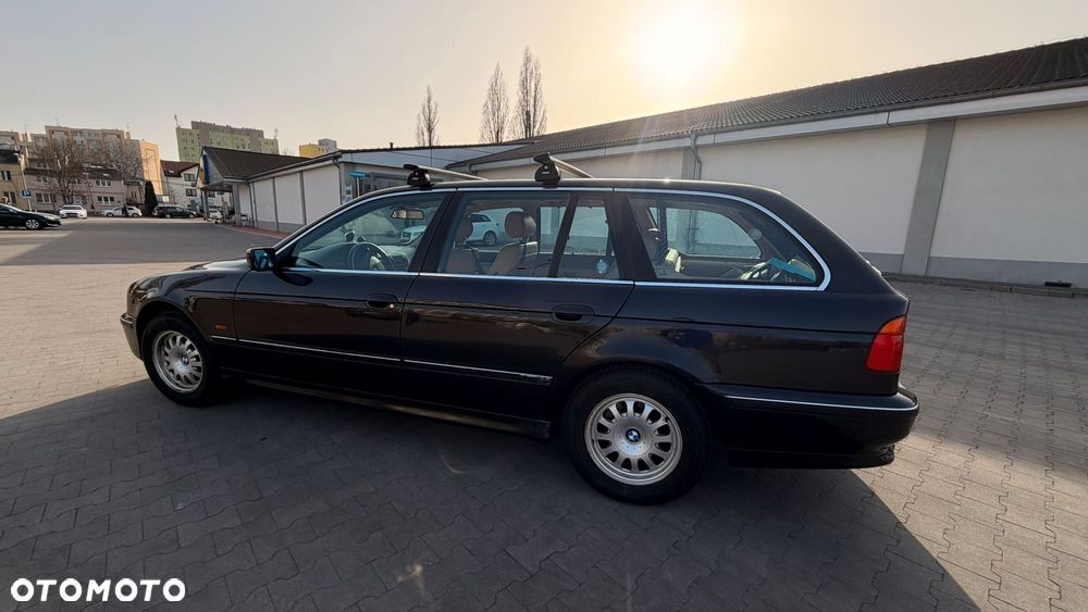 BMW Seria 5 - 1