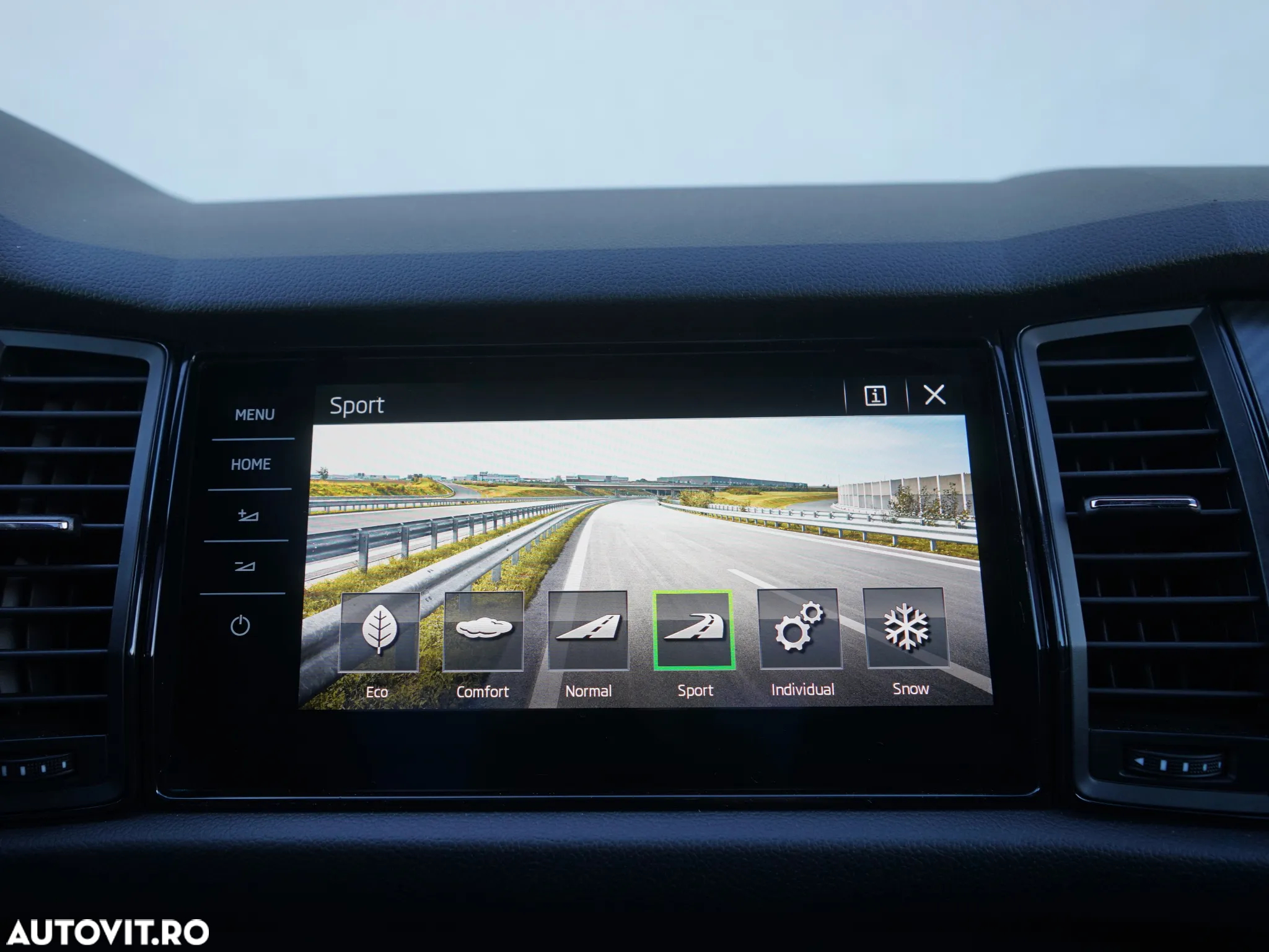 Skoda Kodiaq 2.0 TDI 4X4 DSG RS - 32