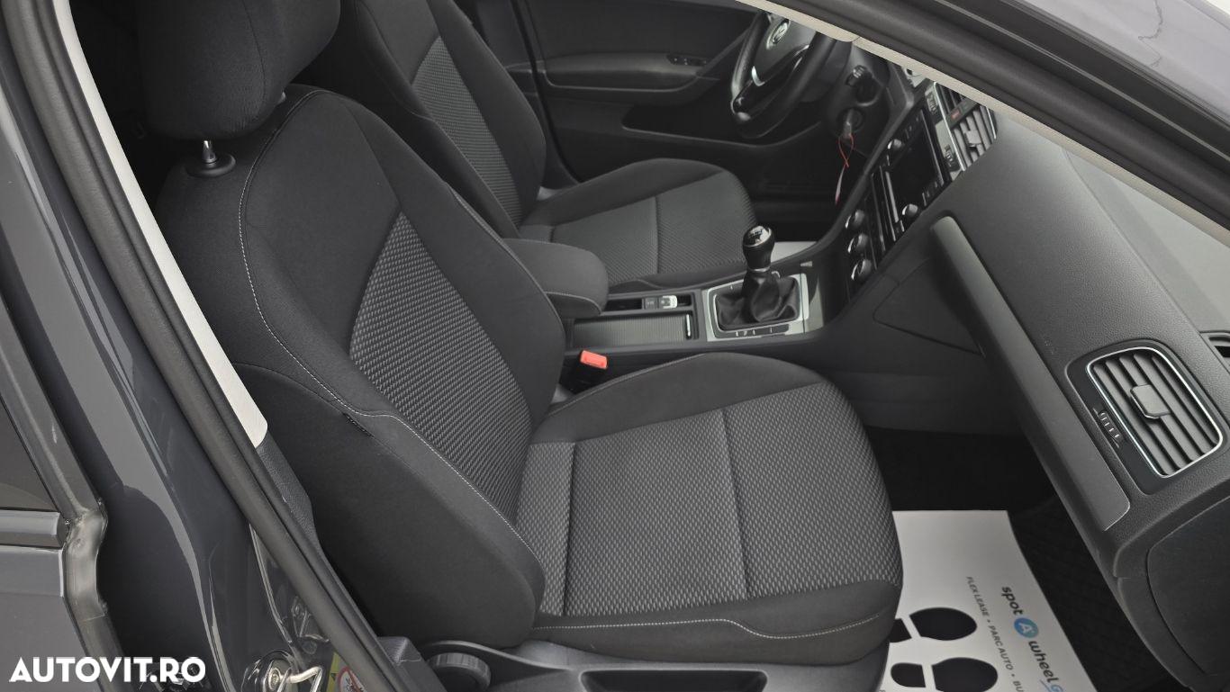 Volkswagen Golf 1.0 TSI Trendline - 19