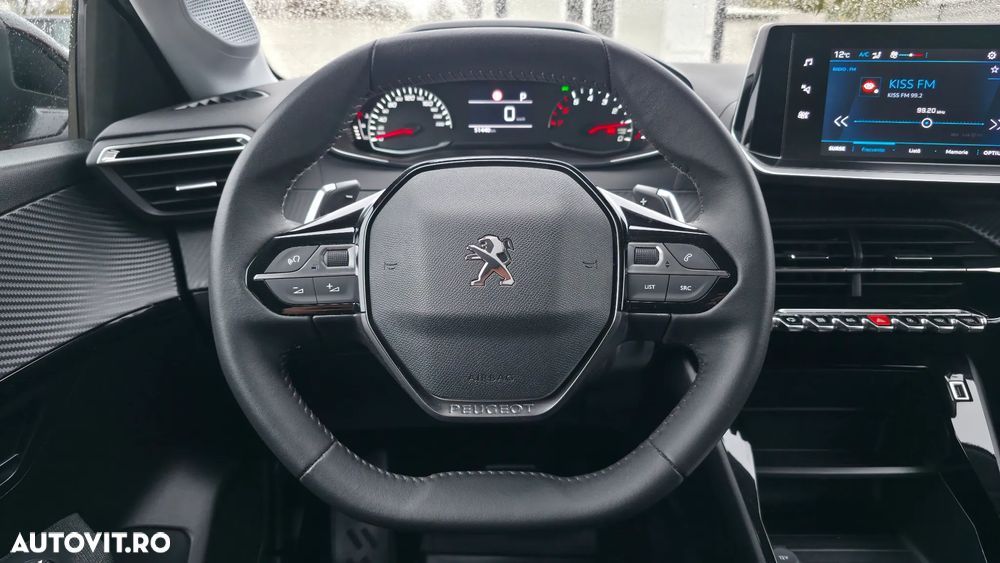 Peugeot 208 1.2 L PureTech STT EAT8 Allure Pack - 34