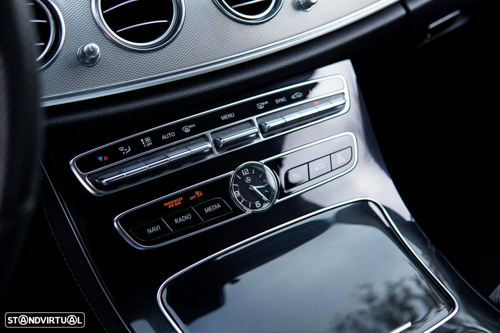 Mercedes-Benz E 220 d Avantgarde+ - 36