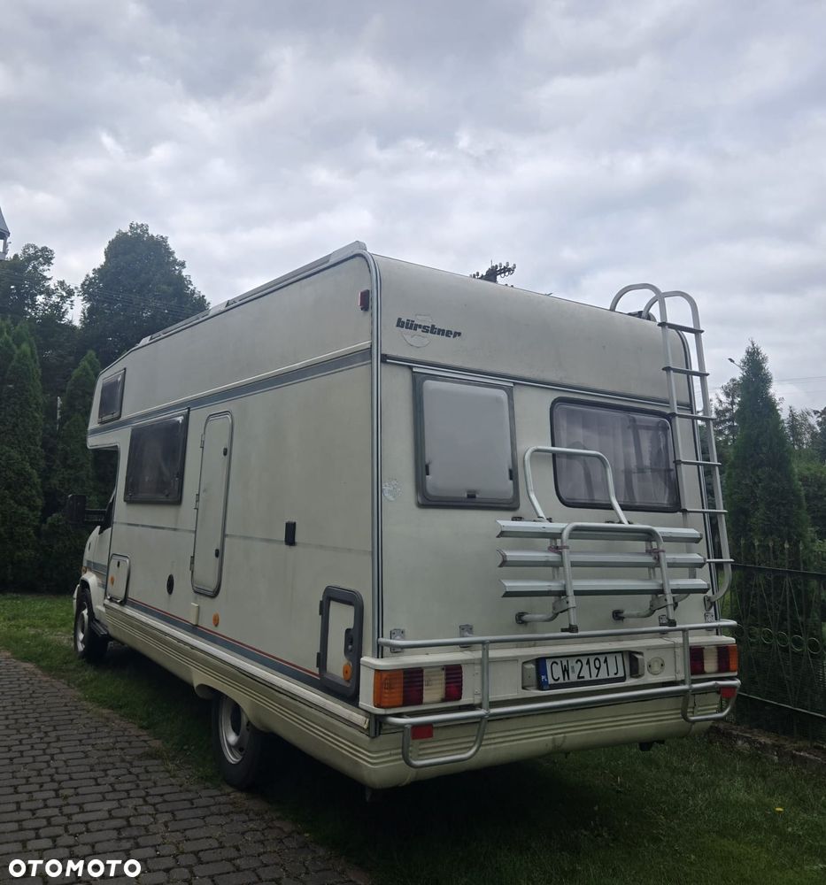 Peugeot J5 - 10