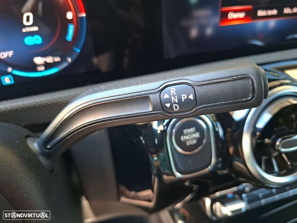 Mercedes-Benz A 250 e AMG Line - 15
