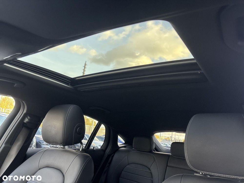 Mercedes-Benz GLC - 25