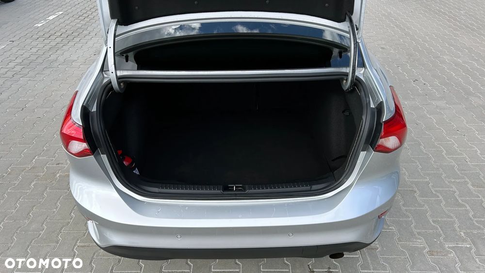 Ford Focus 1.0 EcoBoost Trend - 21