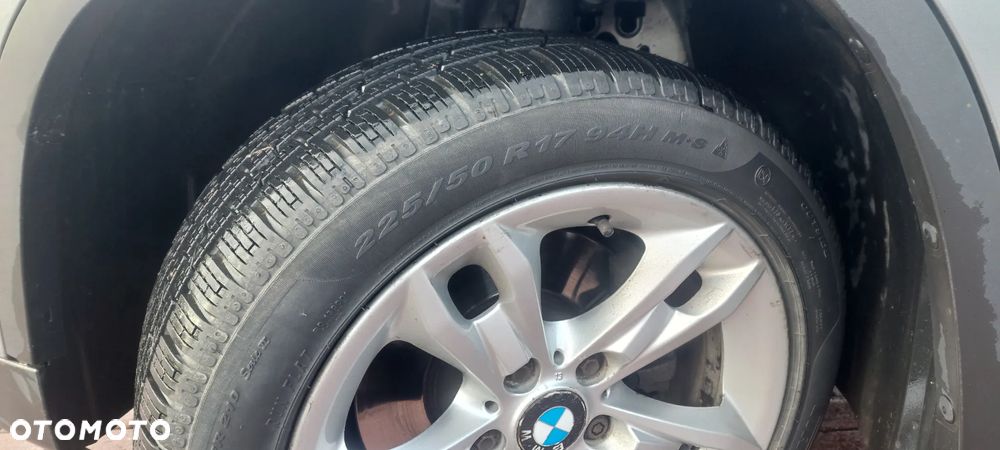 BMW X1 xDrive18d xLine - 14