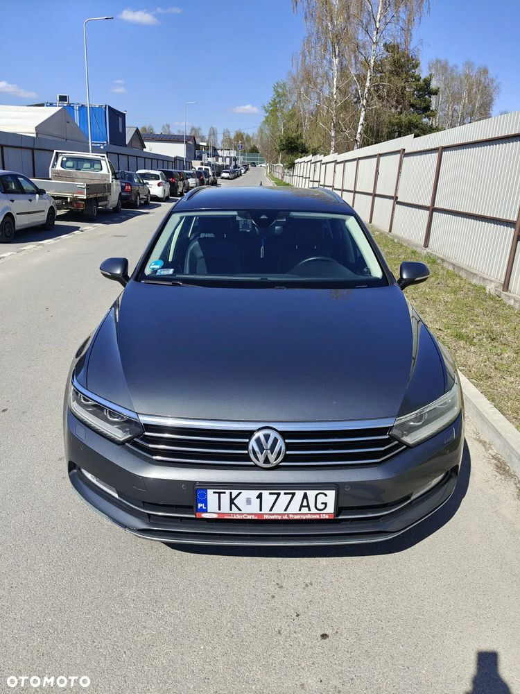 Volkswagen Passat 2.0 TDI SCR DSG Highline - 9