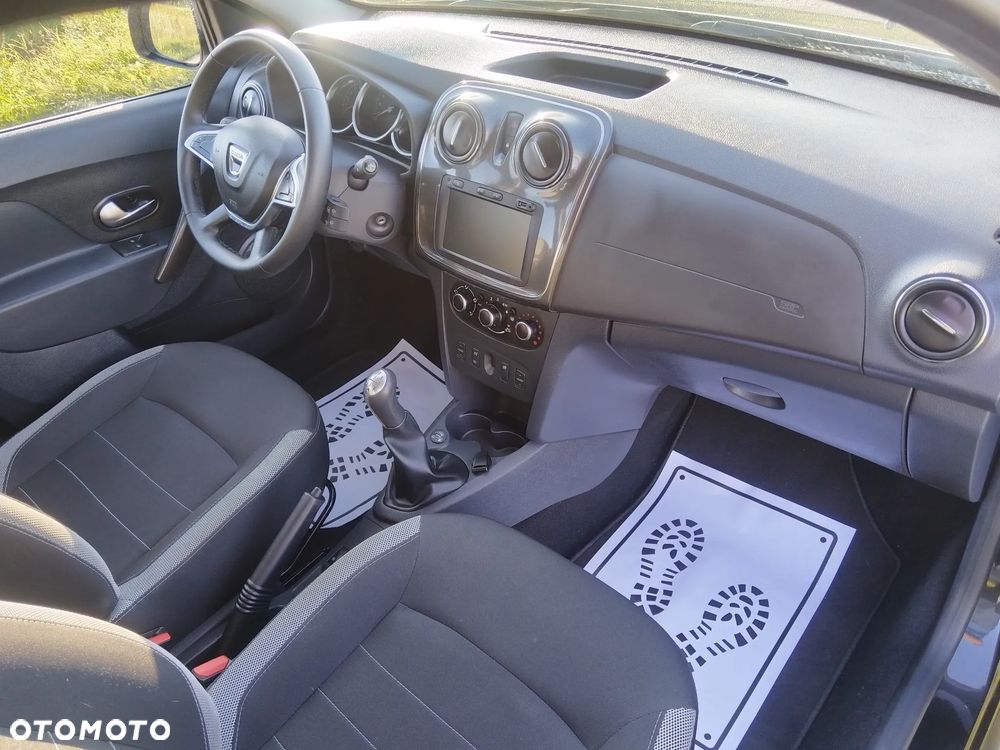 Dacia Sandero - 17