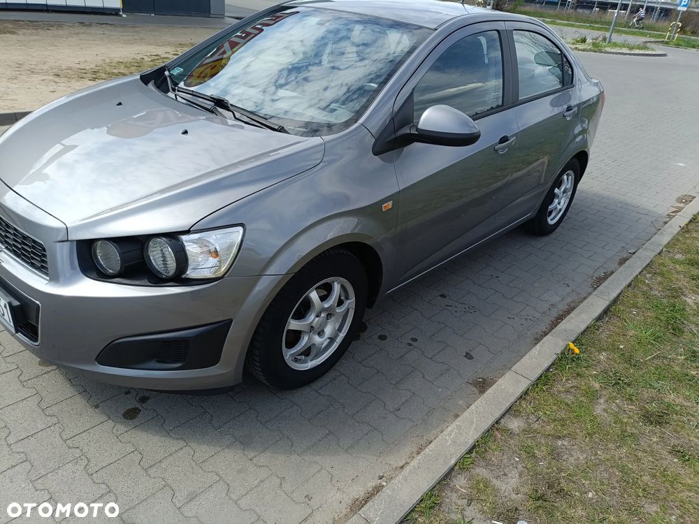 Chevrolet Aveo 1.4 16V LT EU5 - 9