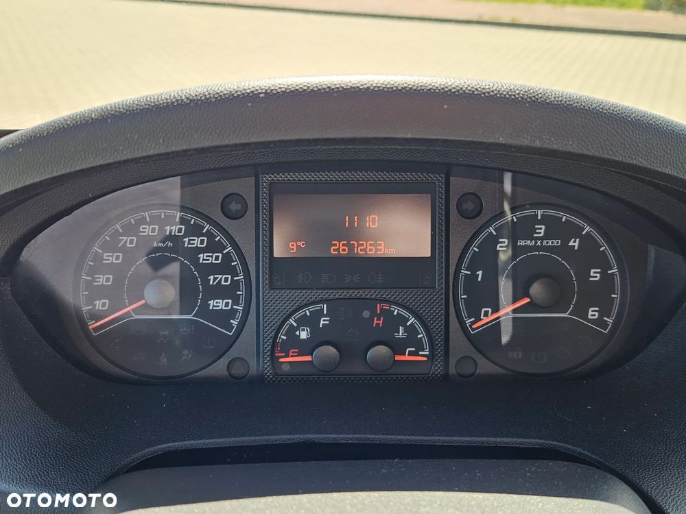 Fiat Ducato L3H2 brygadówka 6 osób, Carpol - 28