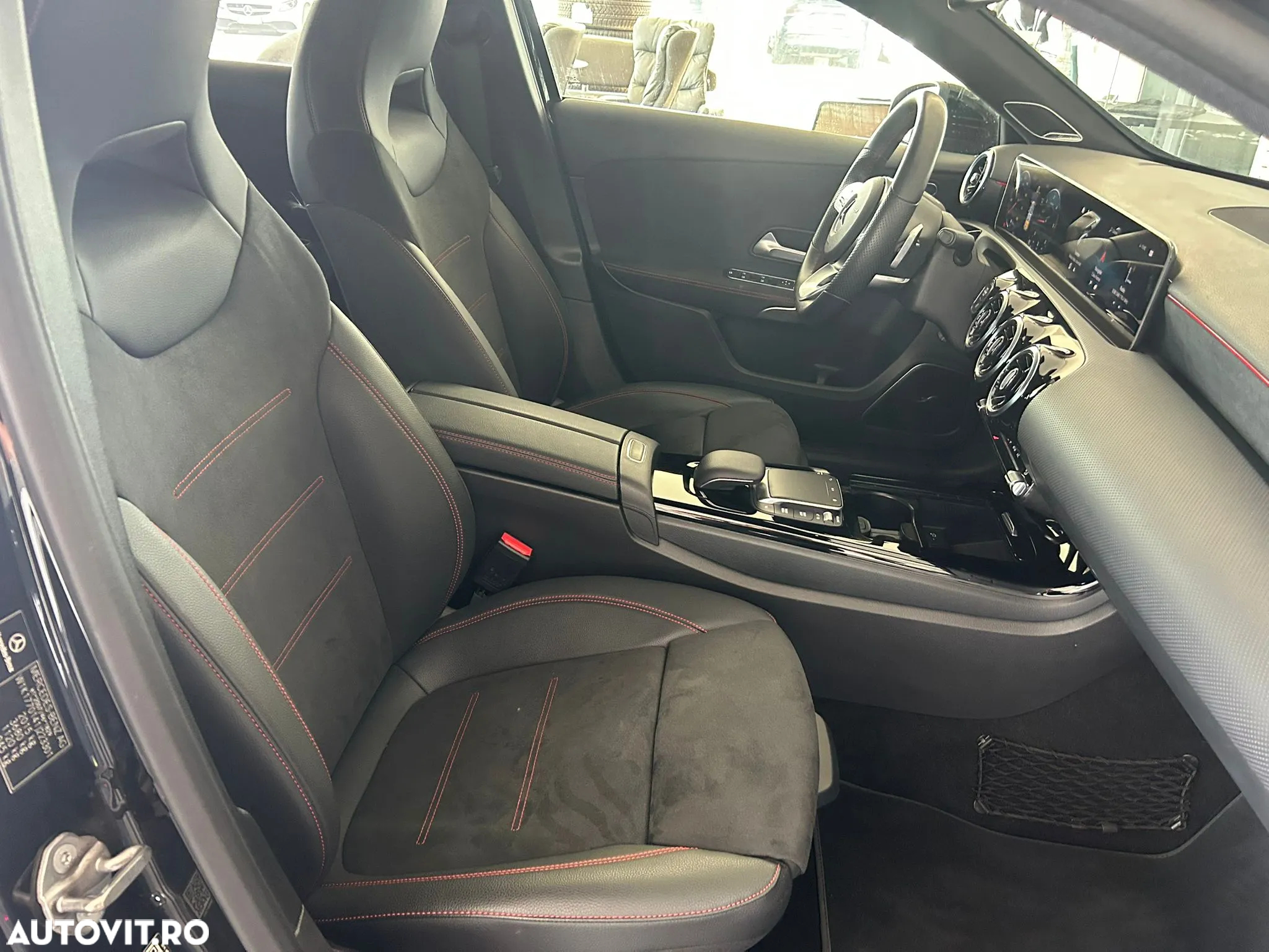 Mercedes-Benz A 220 d 8G-DCT AMG Line - 14
