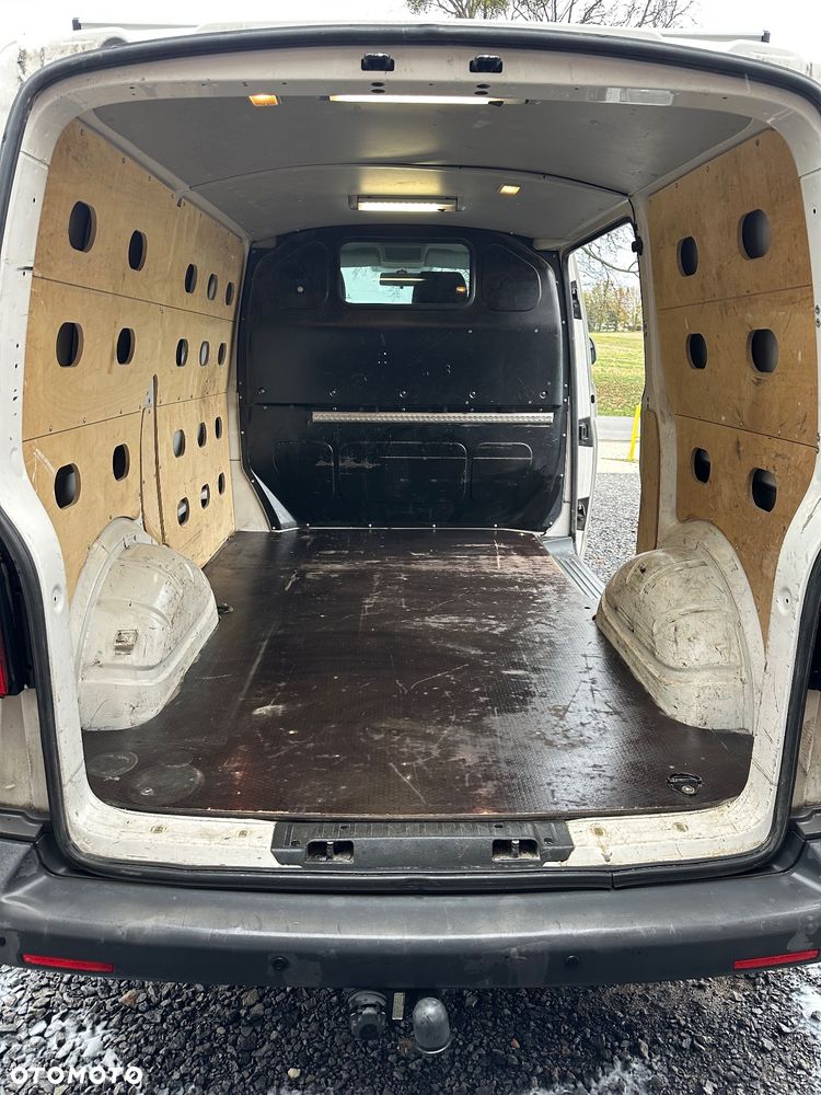 Volkswagen Transporter - 18