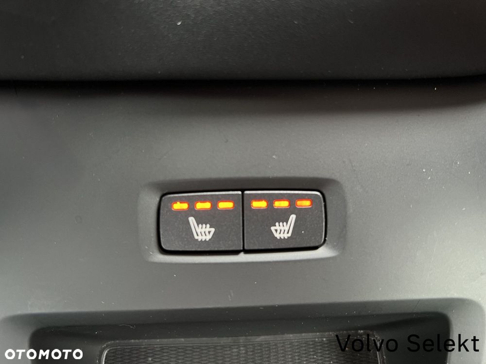 Volvo XC 60 B5 B AWD Core - 26