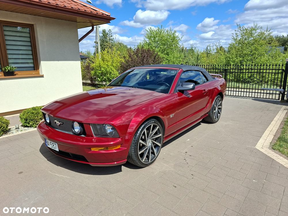 Ford Mustang - 2