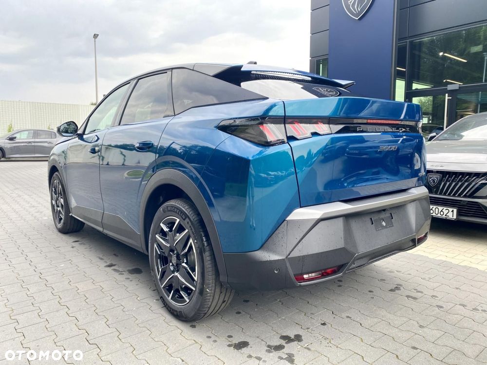 Peugeot 3008 1.2 PureTech mHEV Allure e-DCS6 - 5