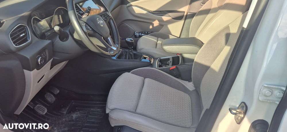 Opel Grandland X - 11