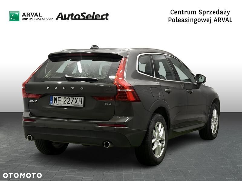 Volvo XC 60 D4 Momentum Pro - 6