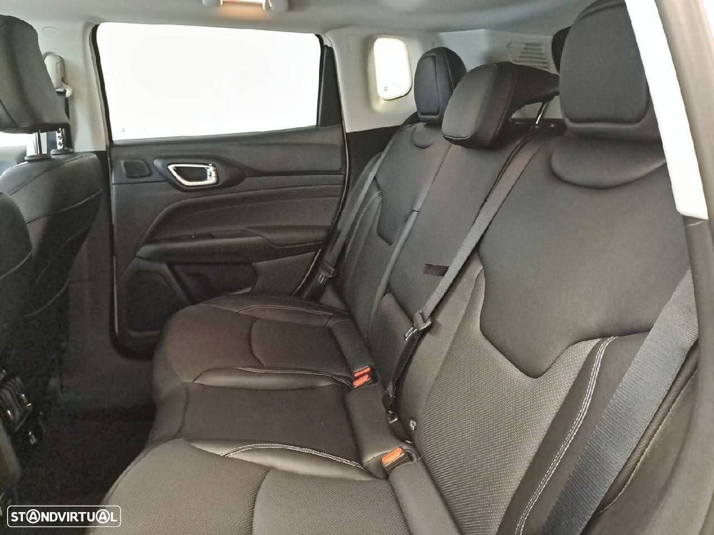 Jeep Compass 1.3 TG Summit - 10