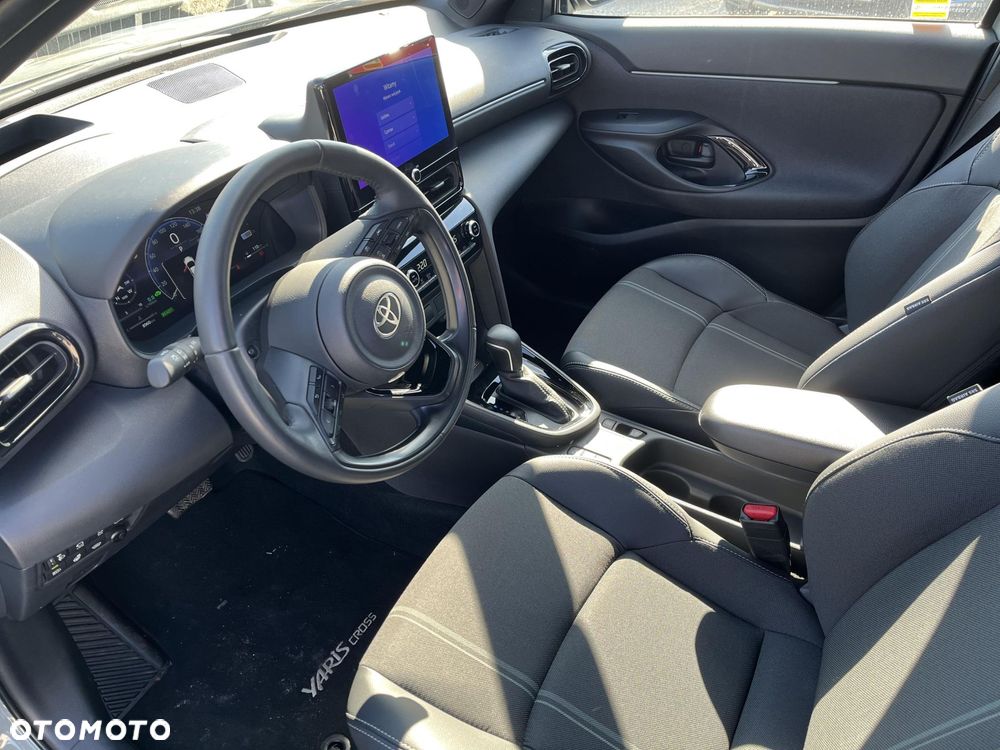 Toyota Yaris Cross - 15
