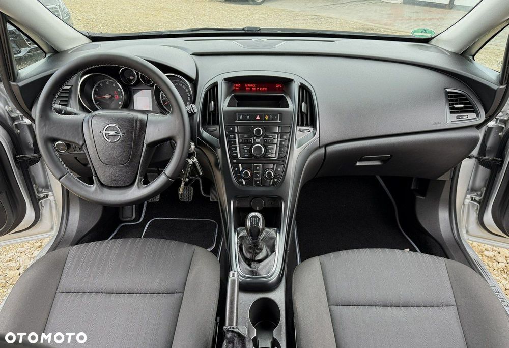 Opel Astra 1.4 Selection - 14