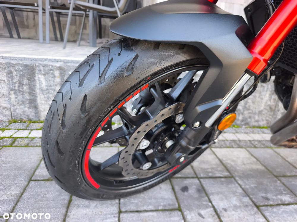 Honda Hornet - 27