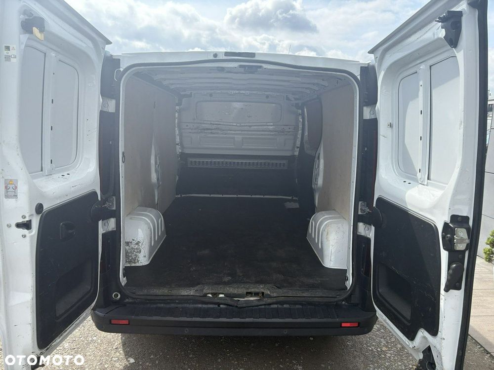 Opel Vivaro - 5