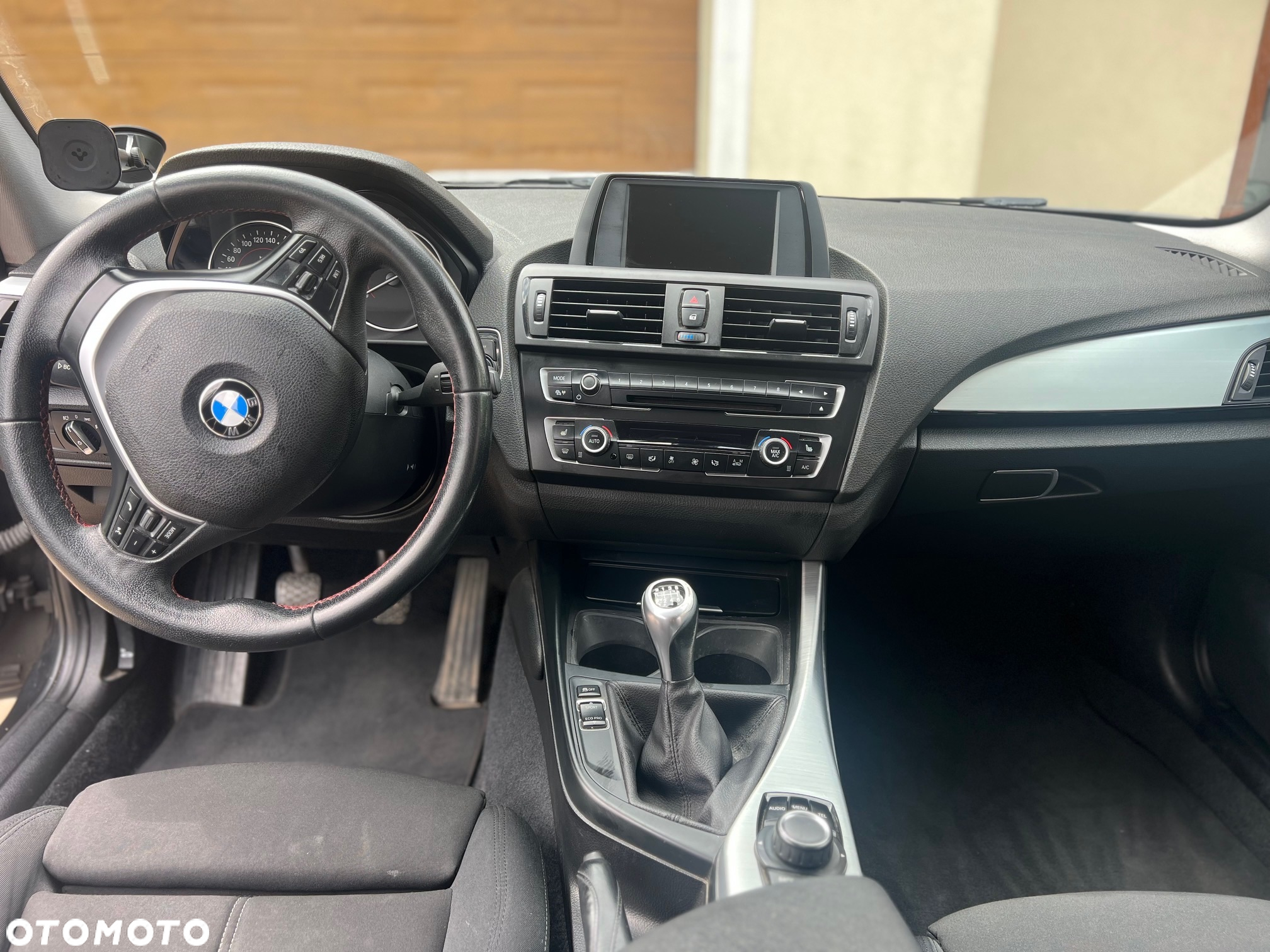 BMW Seria 1 114d Sport Line - 3