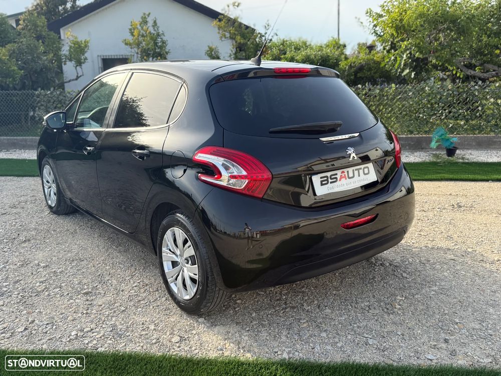 Peugeot 208 1.2 PureTech Style - 5