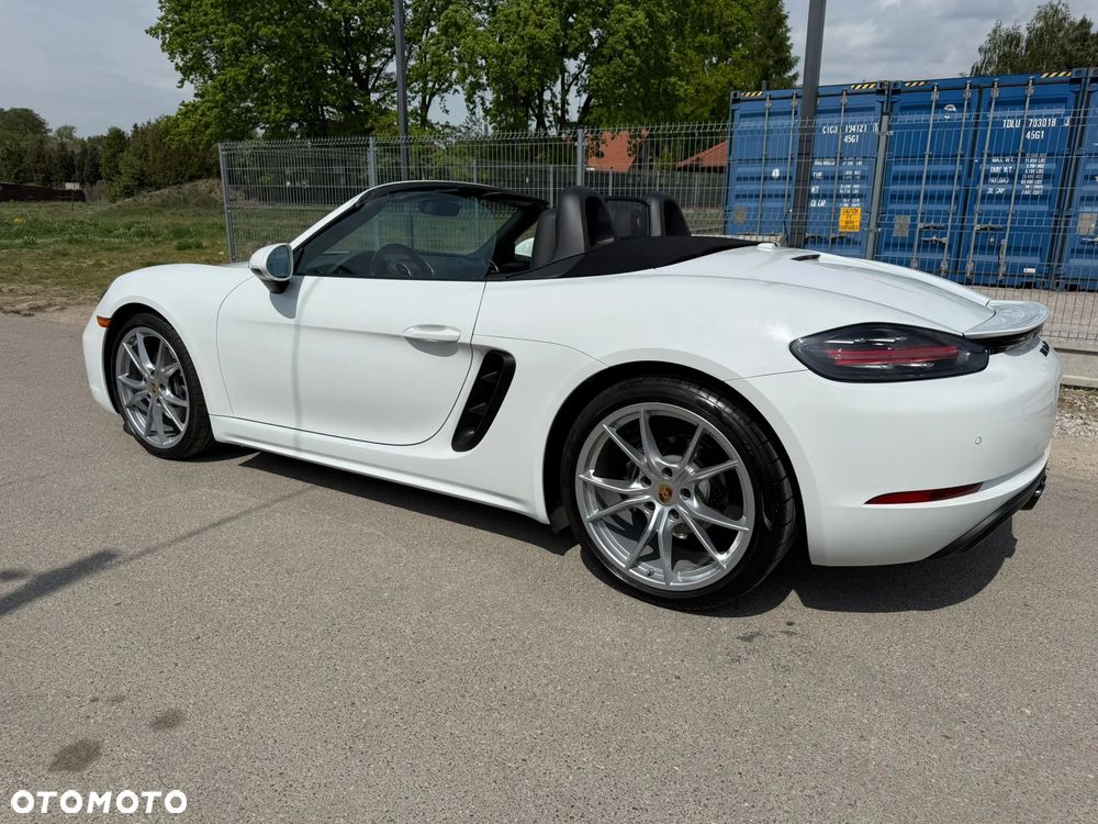 Porsche Boxster - 12