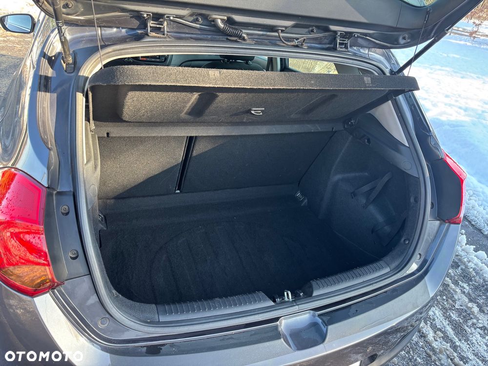 Kia Ceed 1.6 CRDi 128 Dream Team Edition - 19