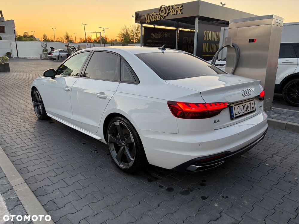 Audi A4 Limousine - 4