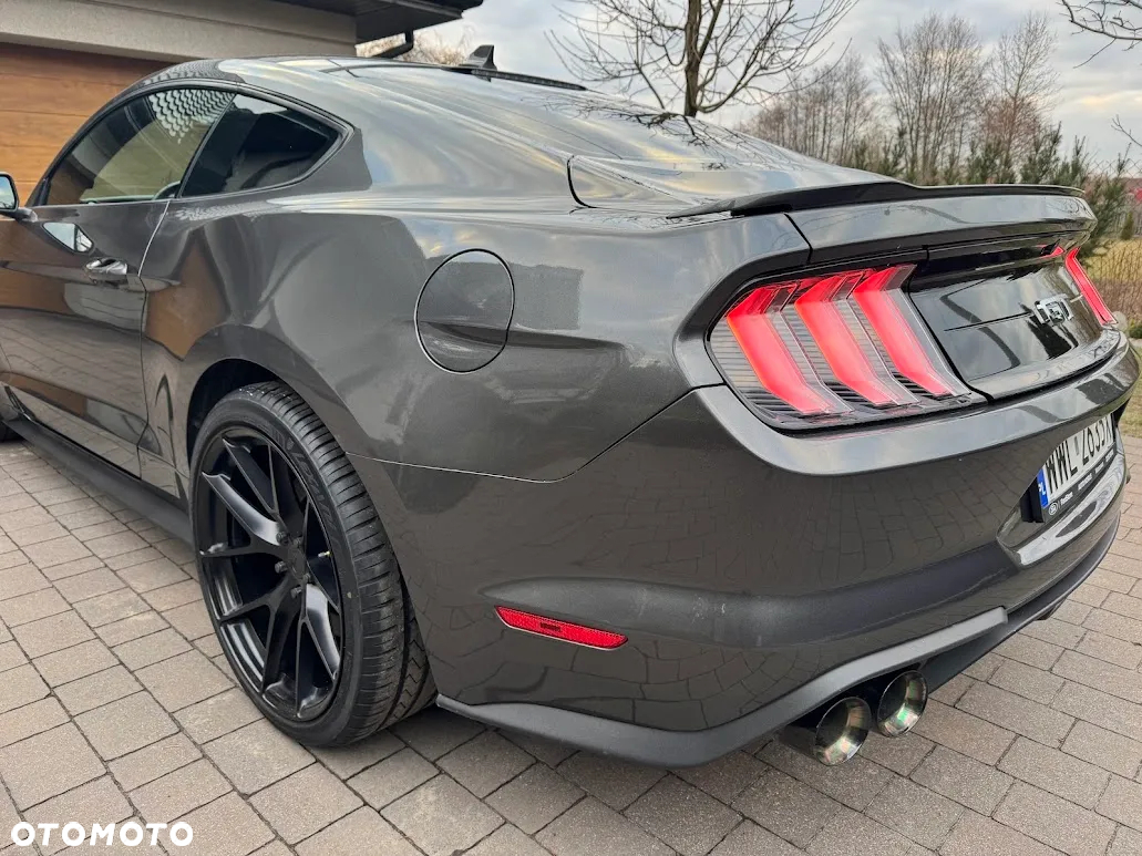 Ford Mustang 5.0 V8 GT - 20