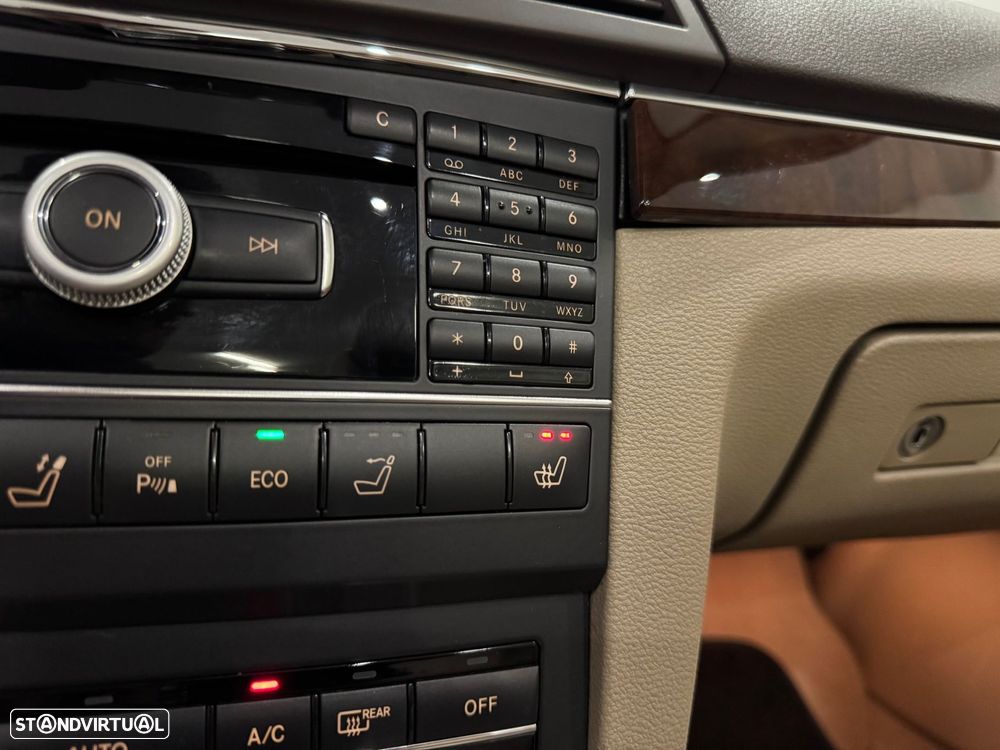 Mercedes-Benz E 220 CDi Avantgarde BlueEfficiency - 41