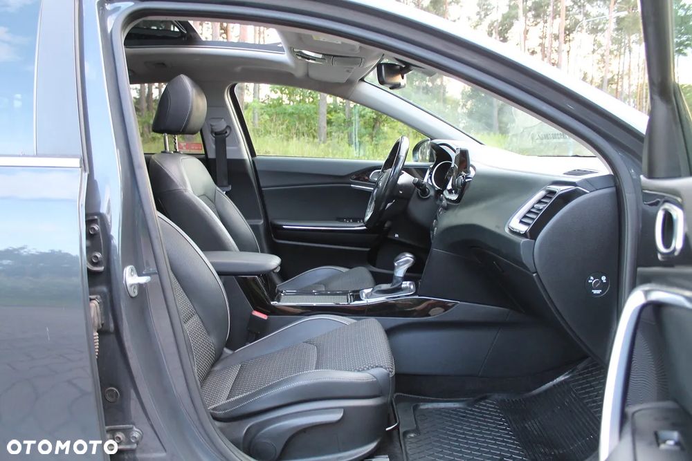 Kia Ceed 1.4 T-GDI L Business Line DCT - 19