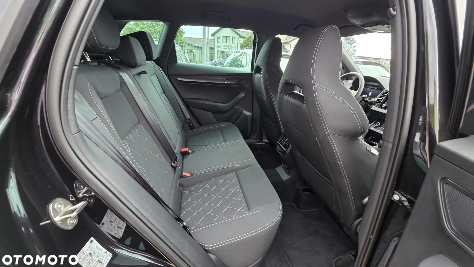 Skoda Karoq 1.5 TSI ACT Sportline - 9