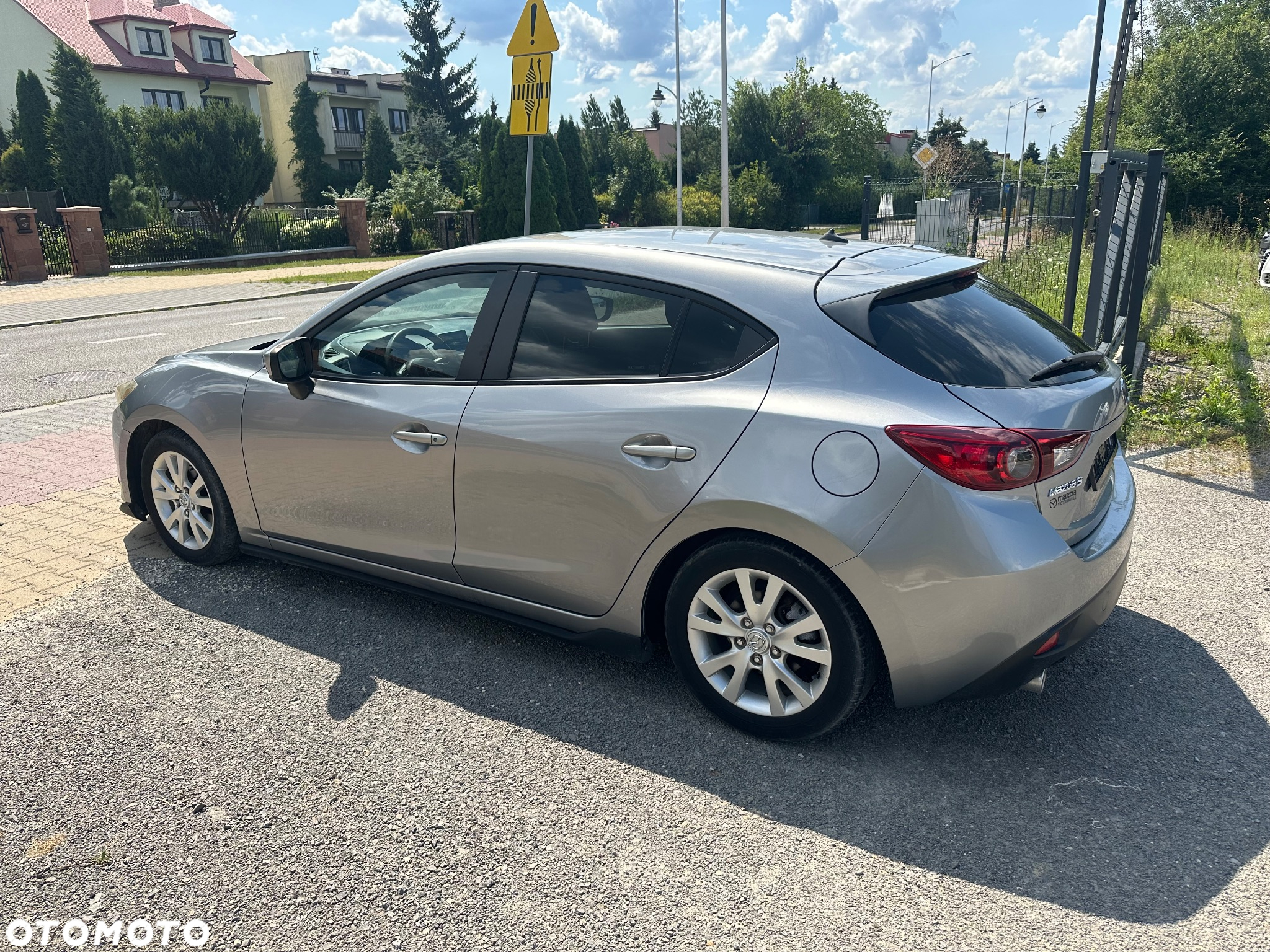 Mazda 3 - 9