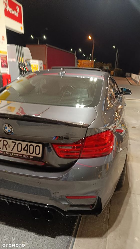 BMW M4 Coupe DKG - 8